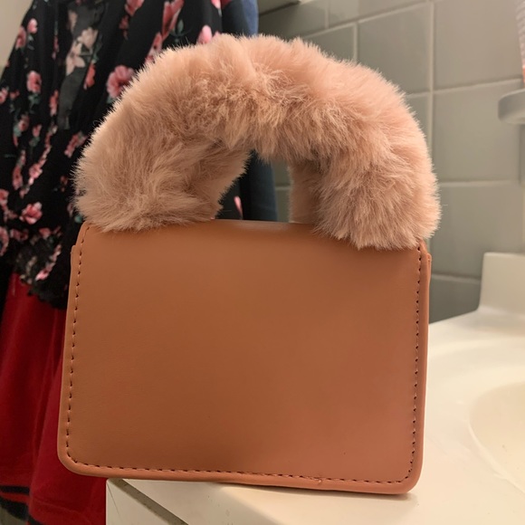 Purse - Picture 4 of 4